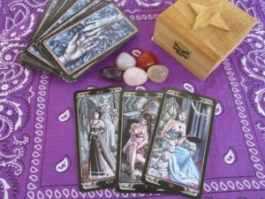 Tarot Ele me ama?